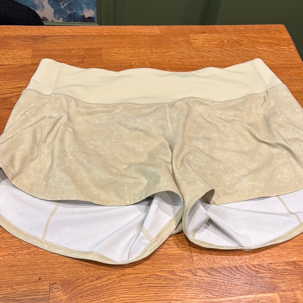 lululemon speed up mid rise 4 inch.